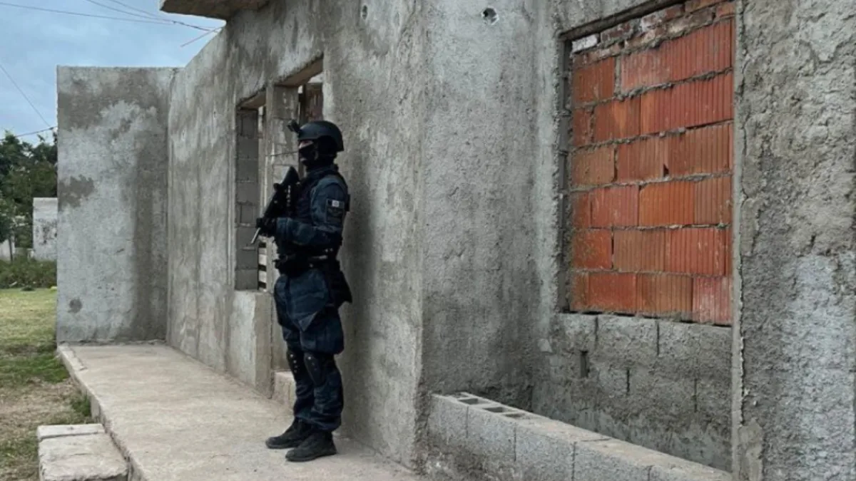 Venta de drogas y allanamiento en barrio Las Lilas