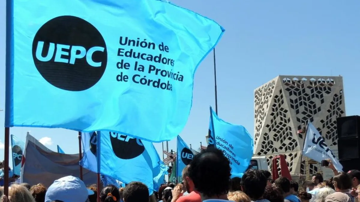 UEPC y Sadop realizan un paro en reclamo salarial este martes