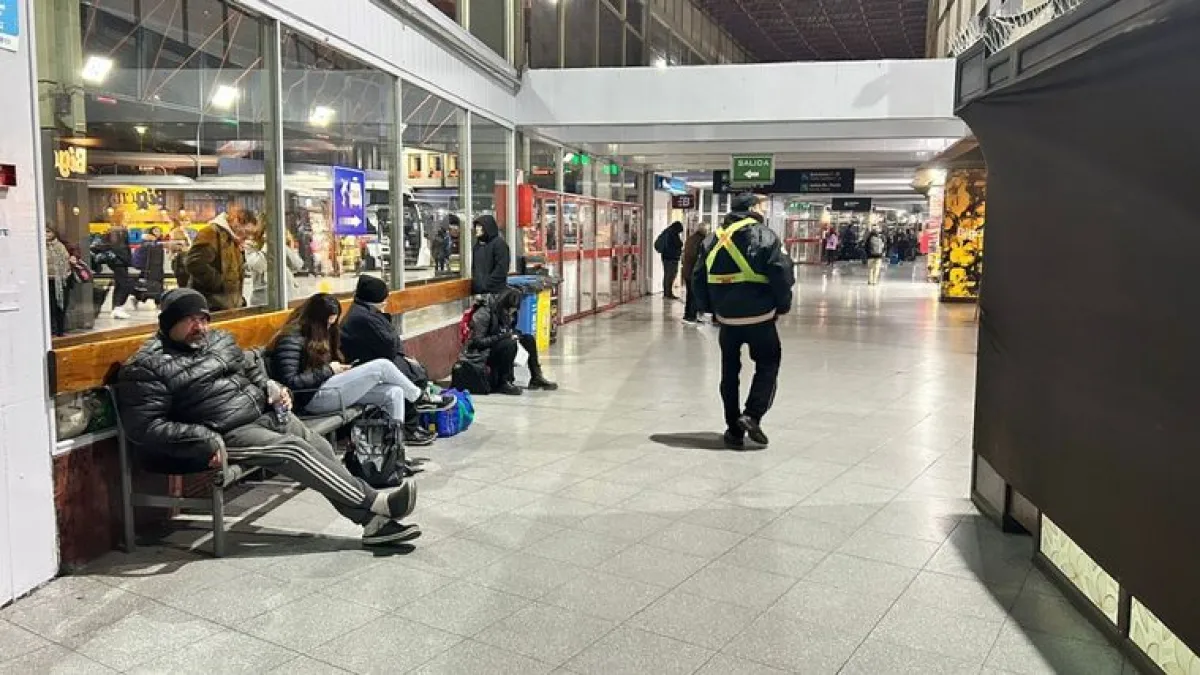 Falleció una mujer en situación de calle en la Terminal de Ómnibus