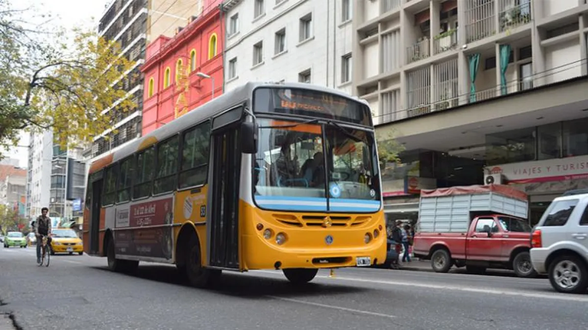 La Municipalidad aseguró que aún no habrá un aumento en el boleto urbano