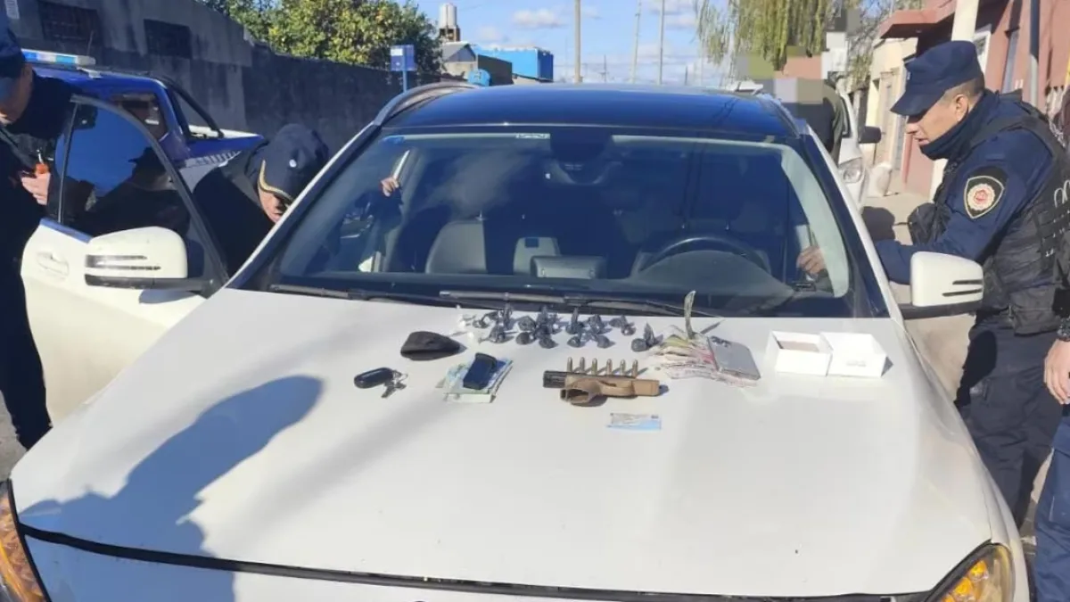 Un hombre fue capturado tras evitar un control y dispararle a la Policía