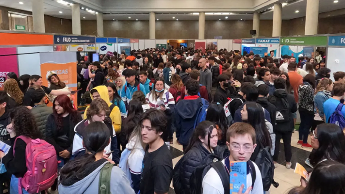 Inicia la Expo de carreras en la UNC