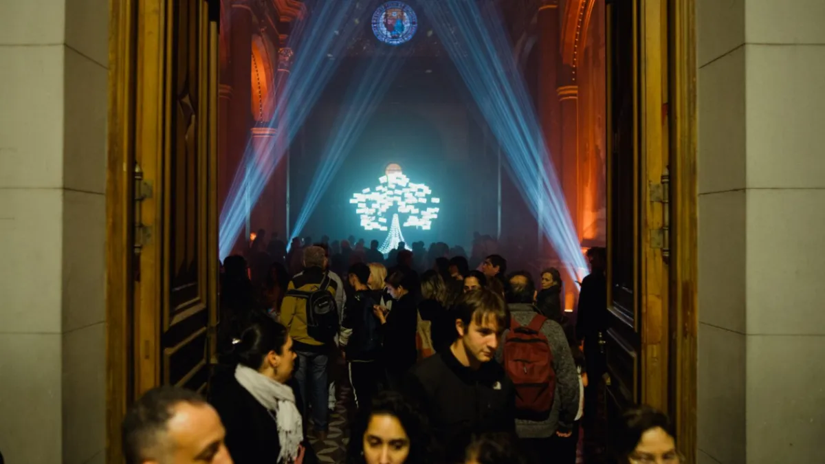 Múltiples propuestas culturales para el "finde": teatro, música, "El árbol de la vida" y más