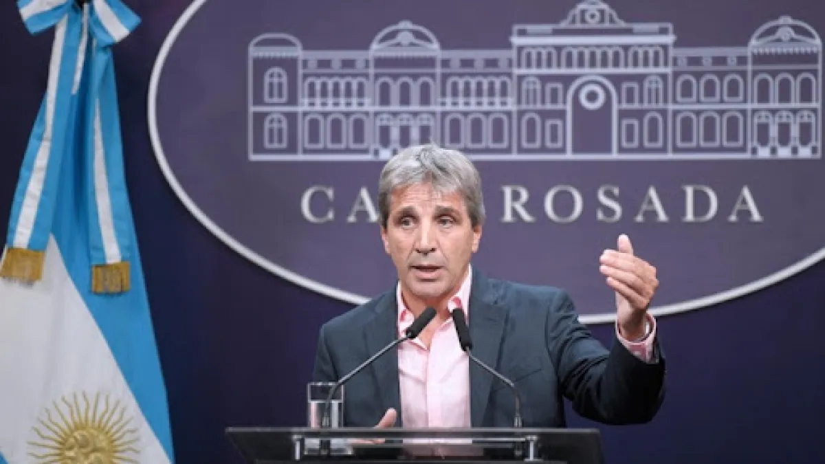 Oficializaron la baja del impuesto País: qué rubros obtendrán beneficios