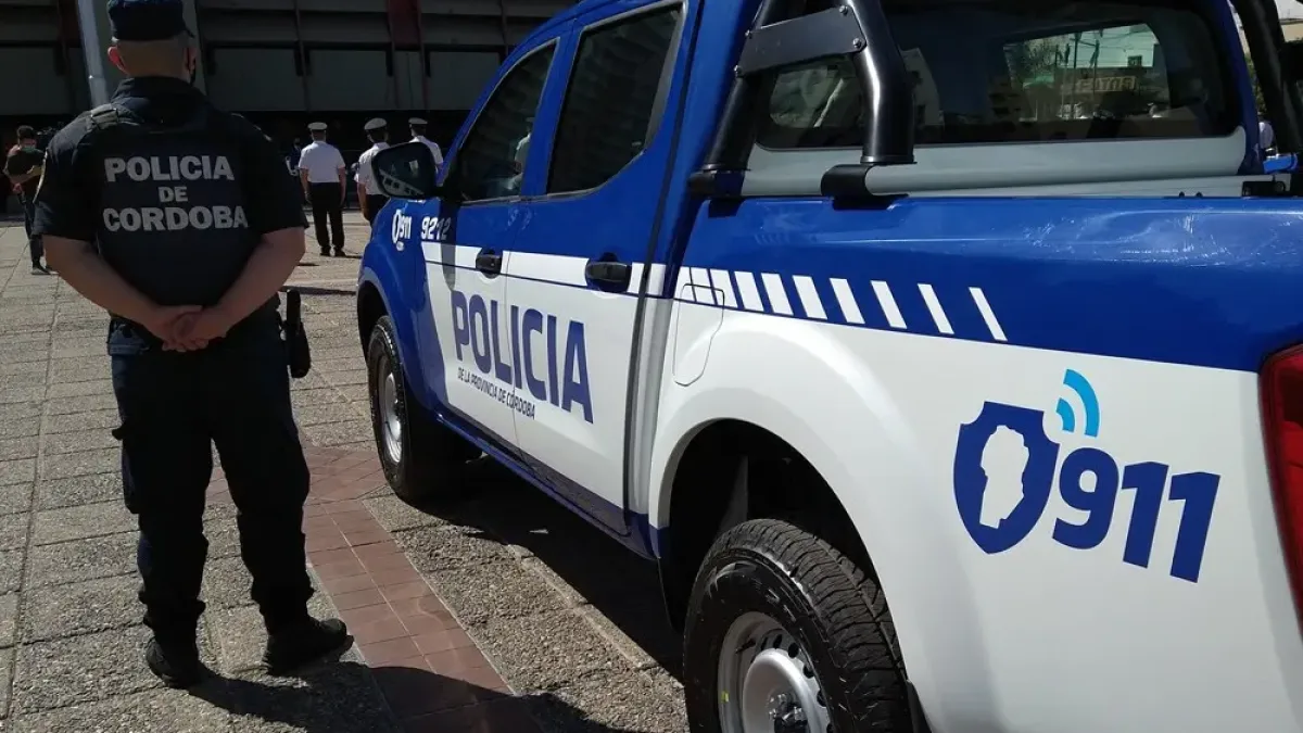 Detuvieron a un comisario tras dos allanamientos en Córdoba