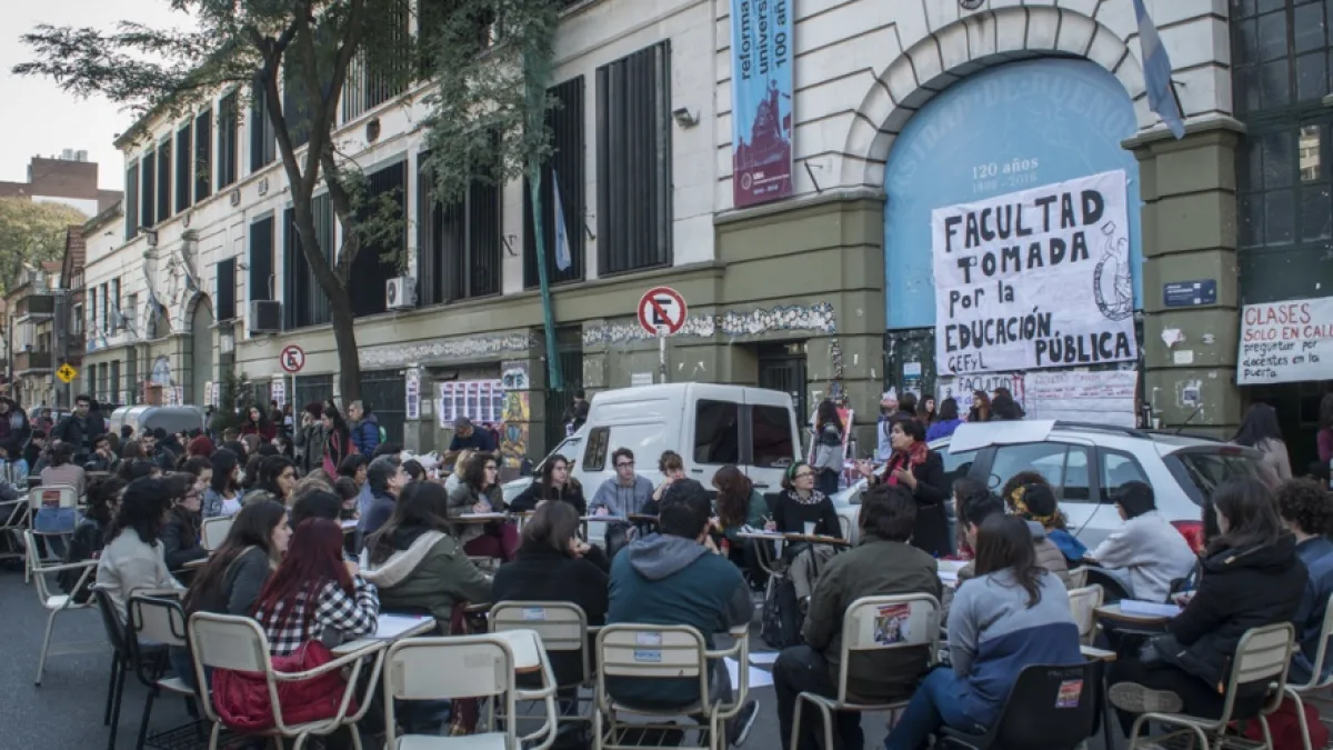 Se cumple el segundo día de paro universitario con clases públicas en el país