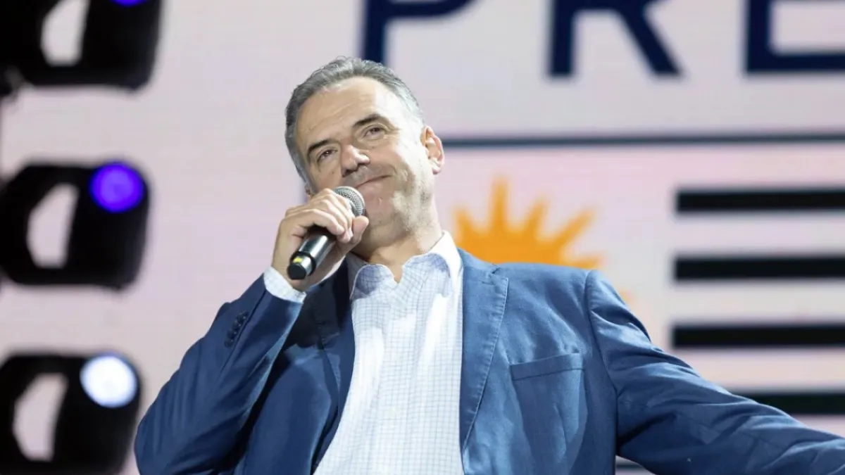 Balotaje en Uruguay: el opositor Yamandú Orsi será el nuevo presidente
