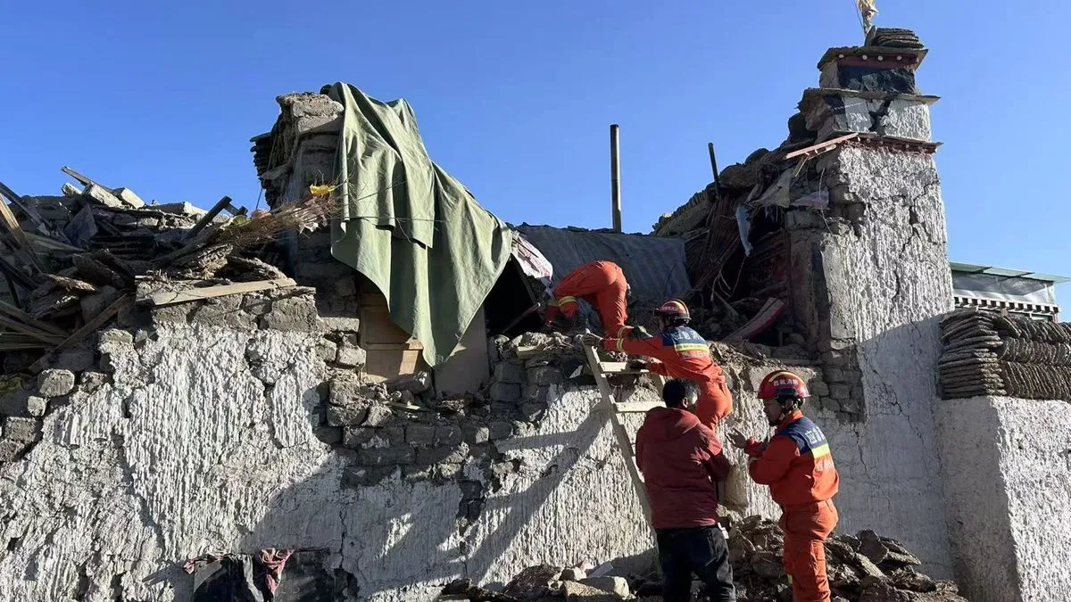 Al menos 100 muertos por un terremoto en el Tíbet