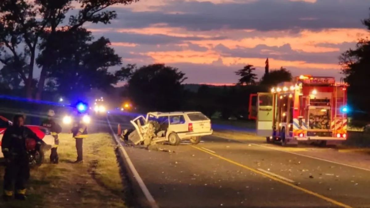 Accidente en la Ruta 5: un móvil de la Caminera colisionó con otro vehículo