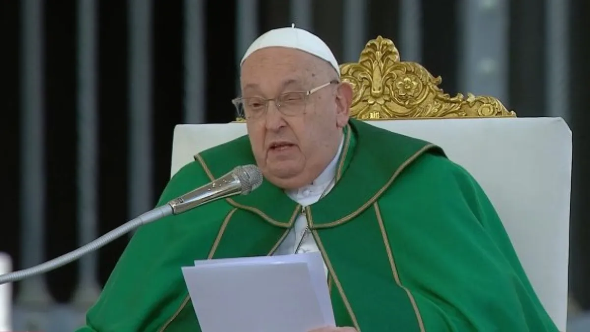 El Vaticano informó que el Papa padece una infección "polimicrobiana"