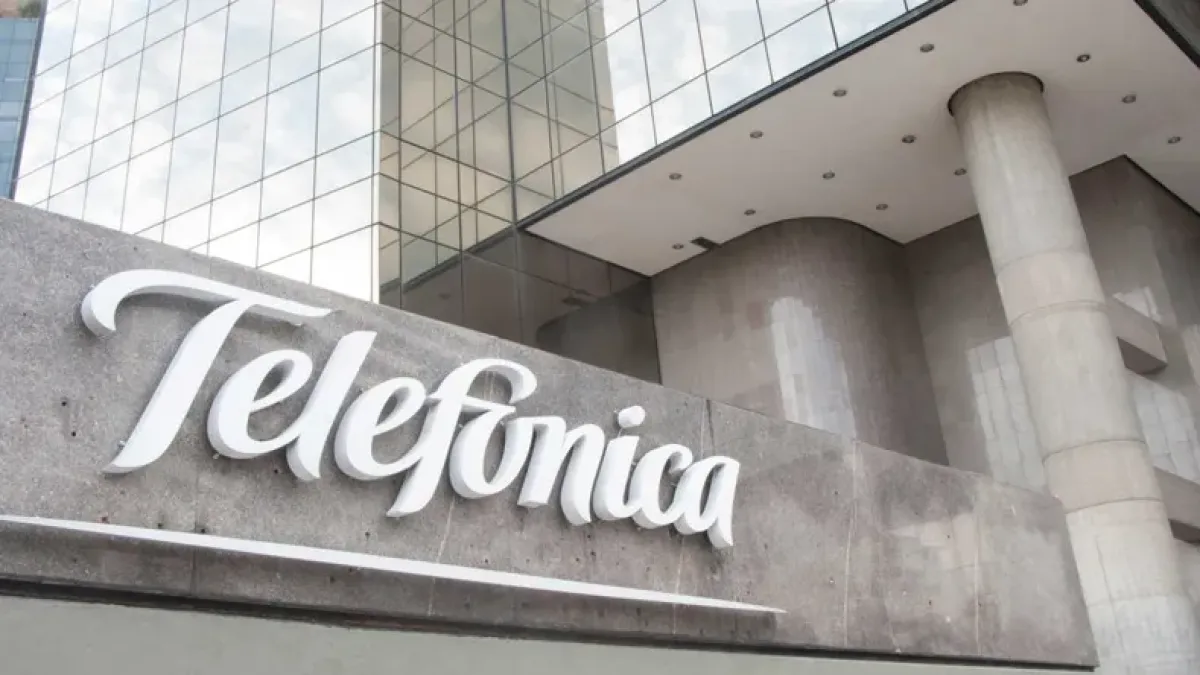 Telecom compró las operaciones de Telefónica en Argentina