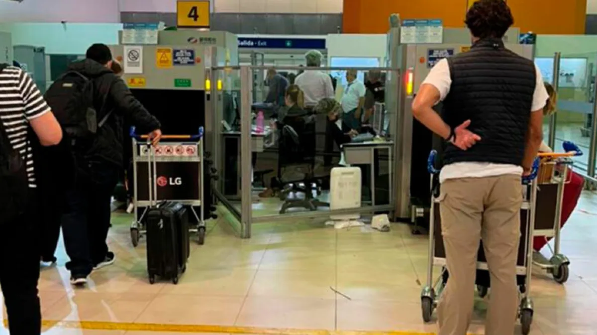 Trabajadores de la Aduana harán un paro en reclamo por mejoras salariales