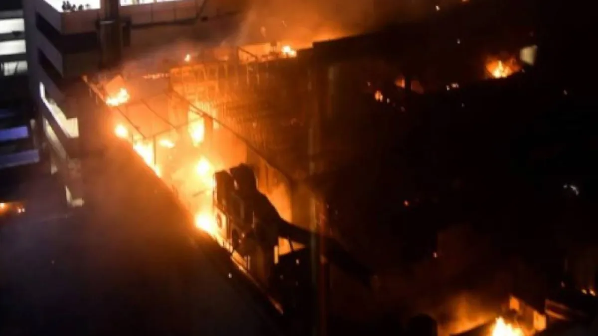 Incendio en un hotel de Calcuta causa al menos 14 muertos