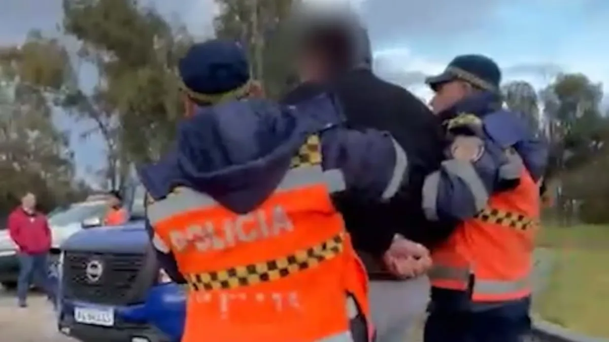 Agredieron a otro agente de la Policía Caminera en Córdoba