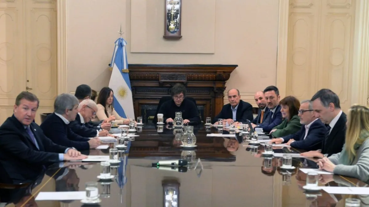 Javier Milei encabezó una reunión de Gabinete marcada por el fallo de YPF