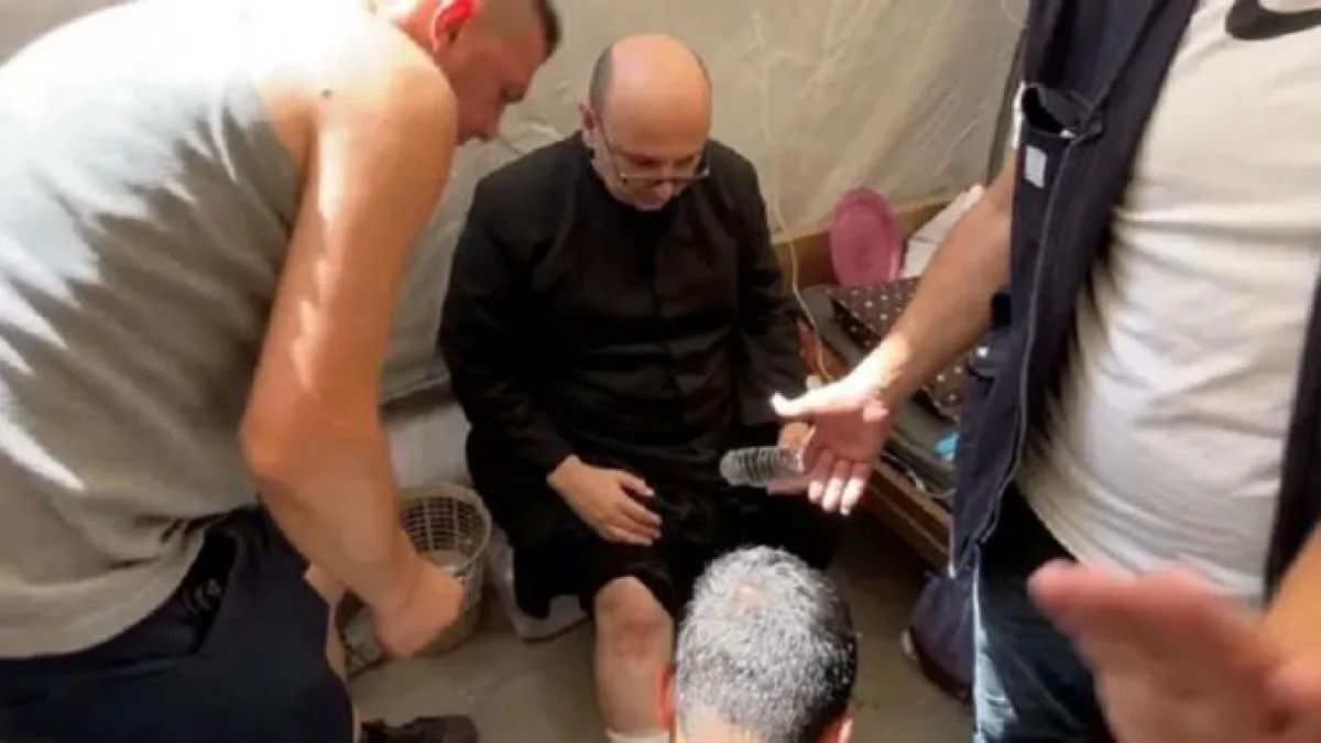 Israel bombardeó una iglesia católica de Gaza e hirió a un cura argentino