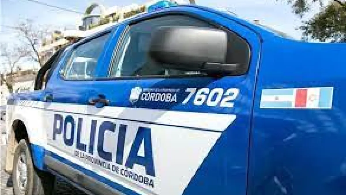 Dos jóvenes fueron detenidos por asaltar a un remisero