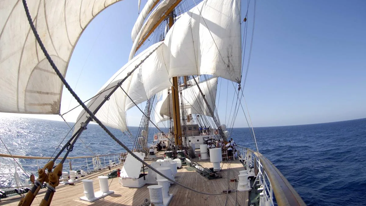 La Fragata Libertad visitó Países Bajos y ahora navega rumbo a Portugal