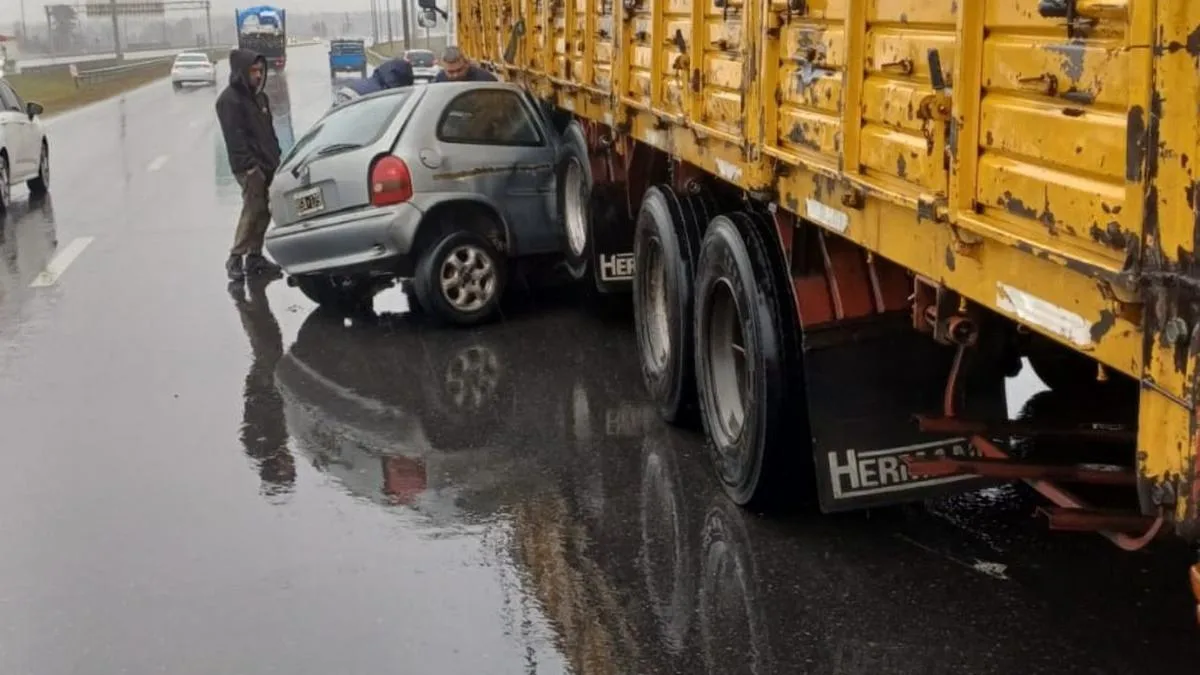 Choque frontal en Ruta 9: una mujer murió y hay dos personas heridas