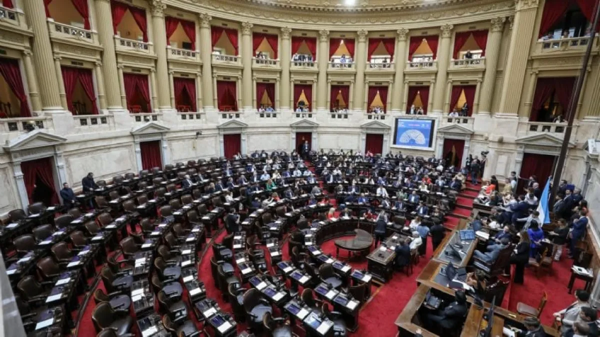 La oposición busca este miércoles frenar los vetos de Milei