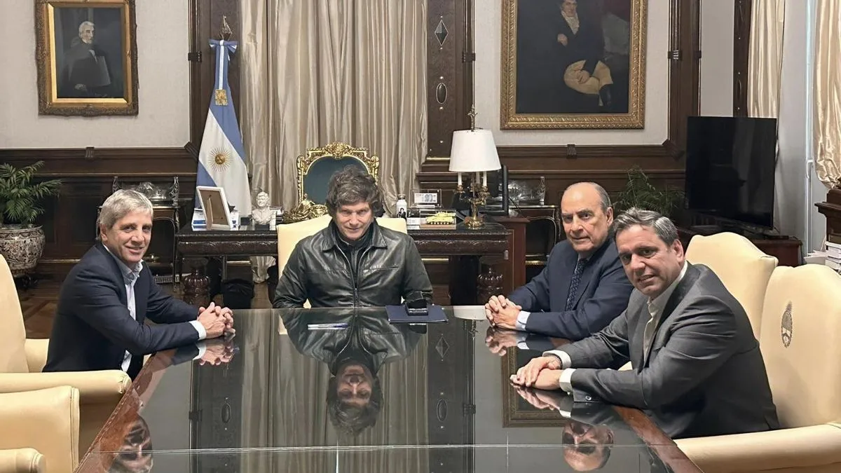 Milei restituyó el Ministerio del Interior y designó a Lisandro Catalán