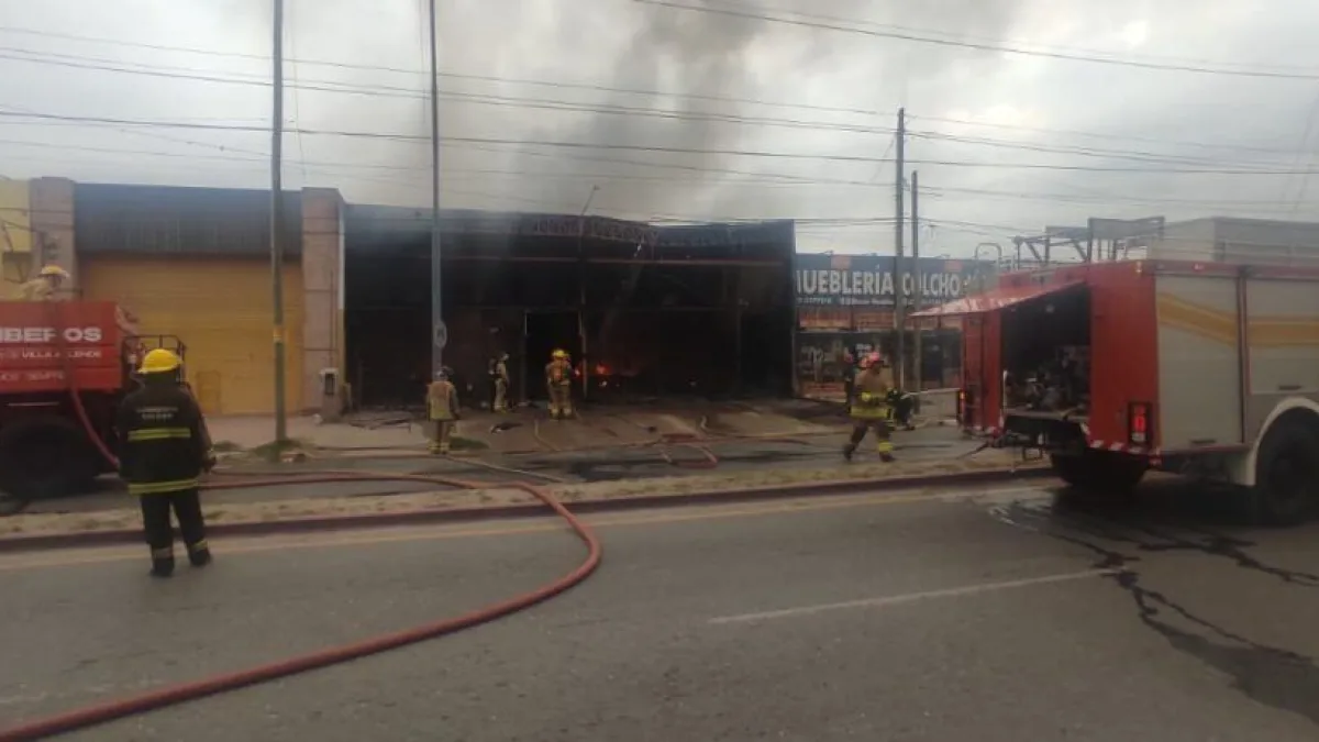 Un incendio provocó daños totales en un local de indumentaria en Córdoba