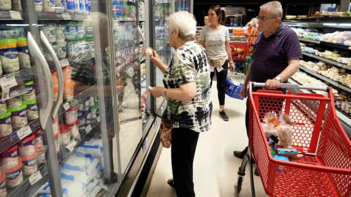El Gobierno amplió un programa de beneficios para jubilados en supermercados, ópticas y farmacias