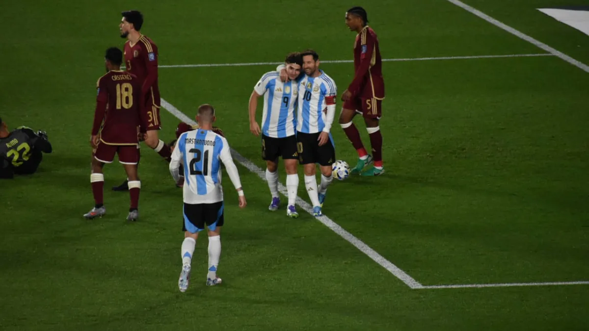 Messi ya está en Argentina y habrá plantel completo para iniciar los entrenamientos
