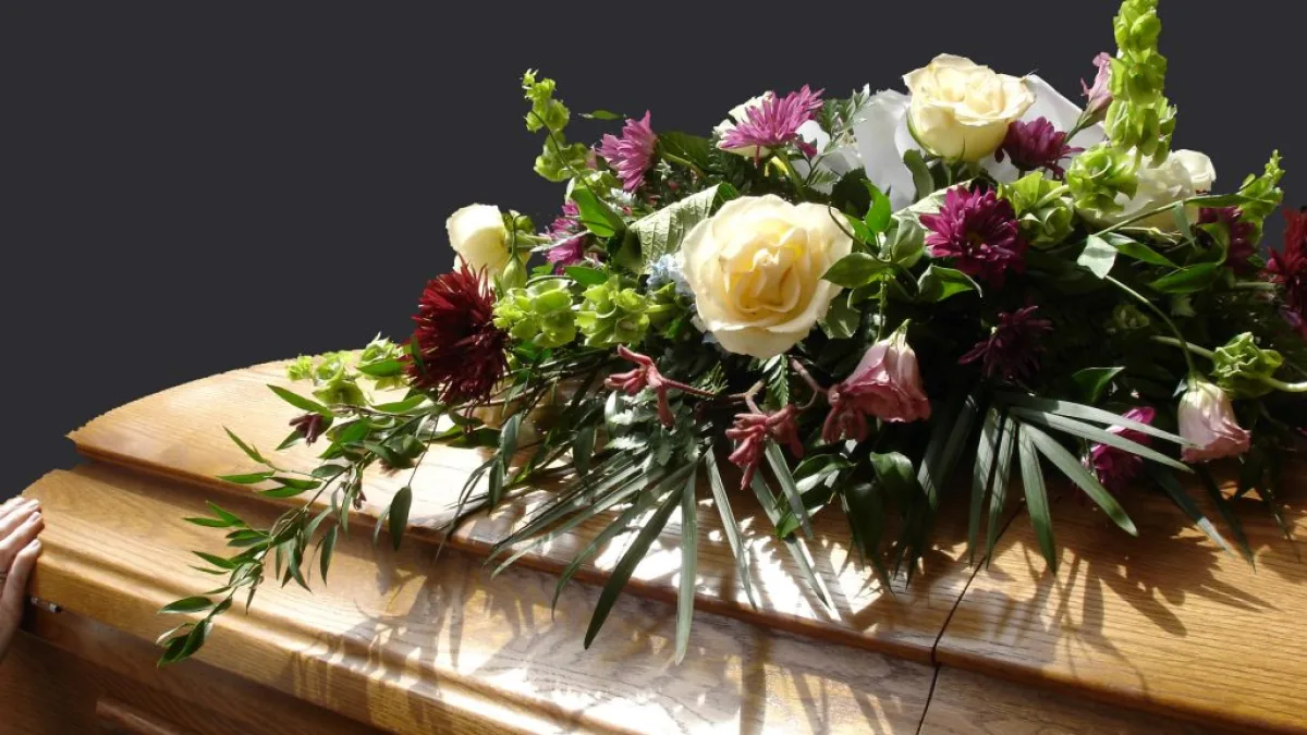 Condenaron a una funeraria de Córdoba y a la UNC por entregar un cadáver equivocado
