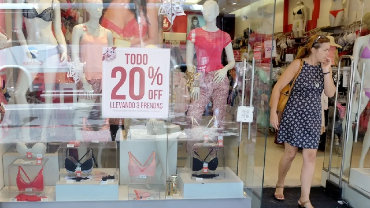 Cómo funcionarán los comercios este fin de semana en Córdoba