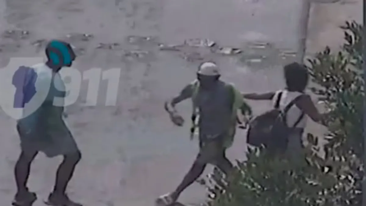 Pelea de naranjitas en Córdoba: uno terminó detenido y el otro internado
