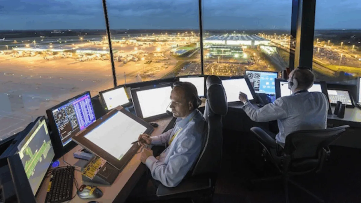 Paro de controladores aéreos afectará vuelos en todo el país