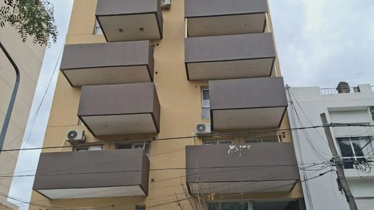 Controlaron un principio de incendio en un edificio de Córdoba