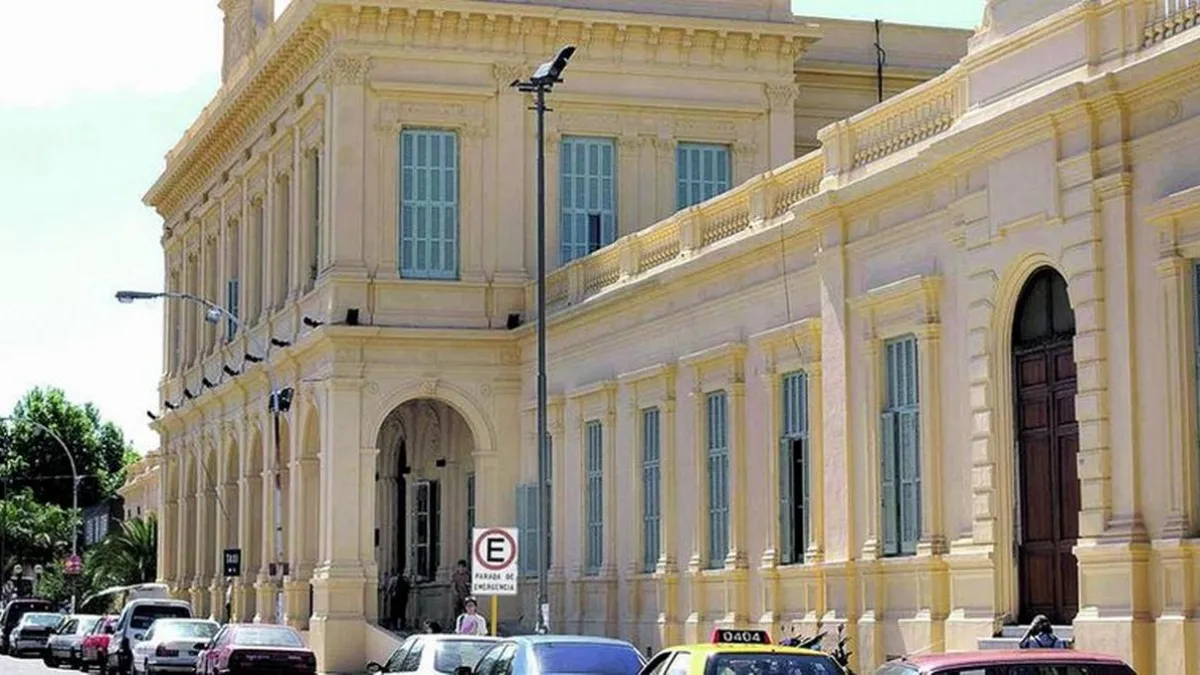 Crisis en hospitales universitarios por falta de fondos