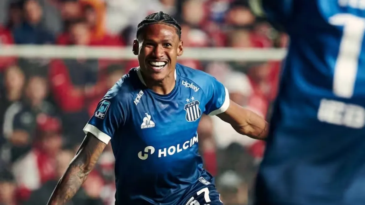 Unión se lo empató a Talleres sobre el final y espera por su clasificación