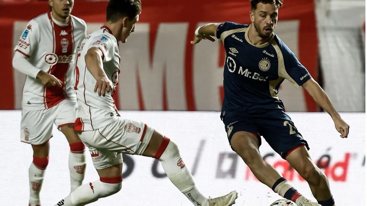 Argentinos venció 1 a 0 a Huracán en suplementario y avanzó a semi
