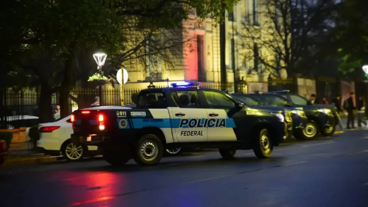 Detuvieron al jefe de Drogas Peligrosas de la Policía Federal por una causa de corrupción