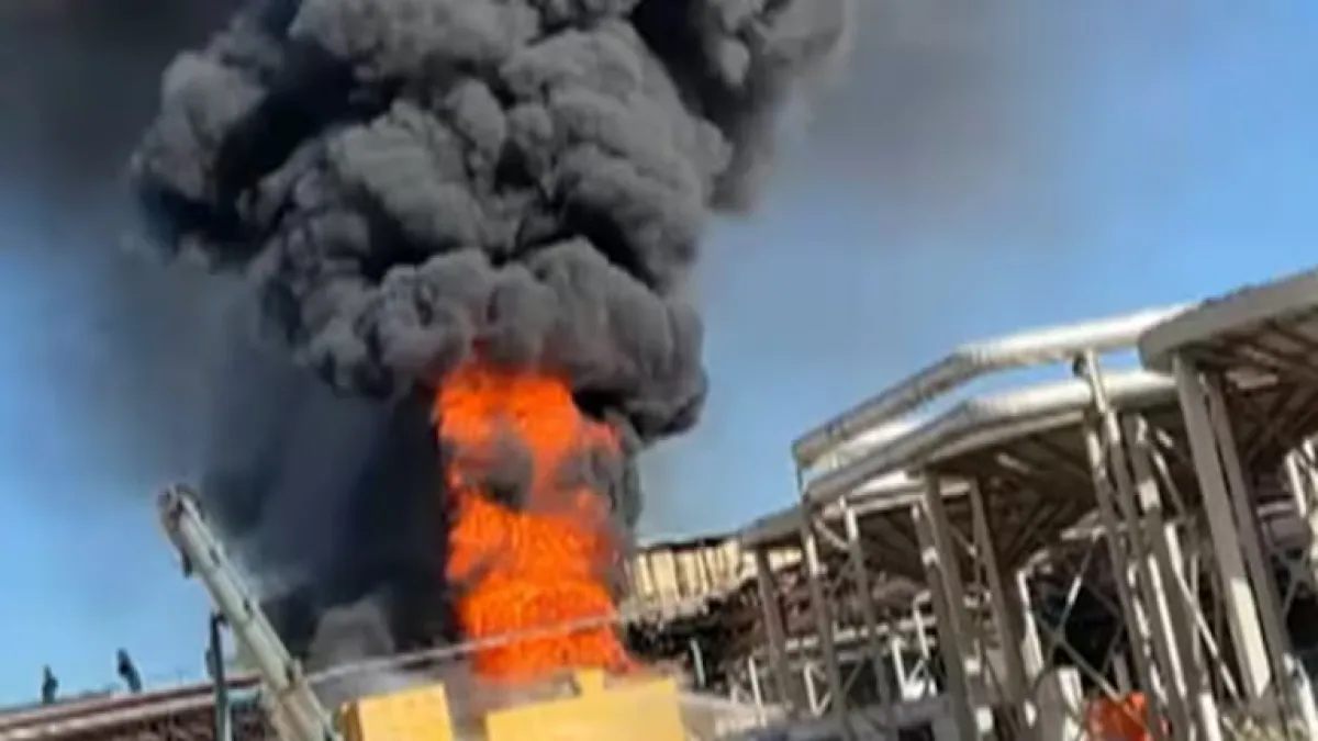 Un voraz incendio se desató en la planta Arcor en Arroyito
