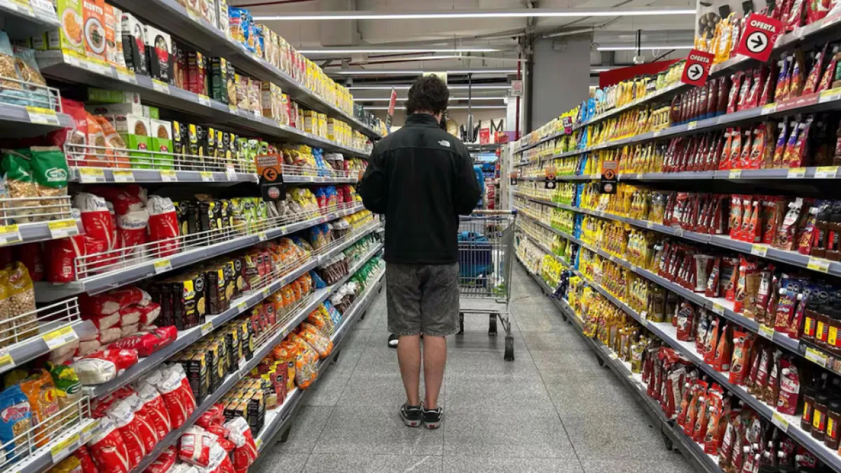 La inflación de julio fue de 2,1% y acumuló 33,8% en los últimos doce meses
