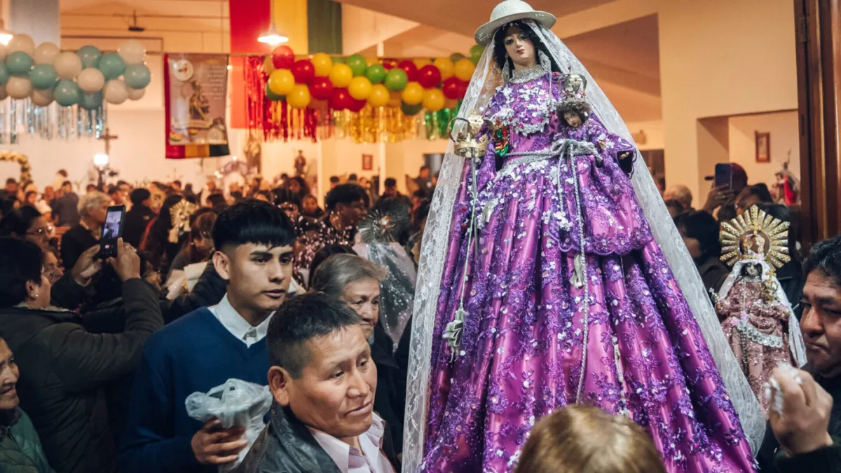 Con la tradicional entrada folklórica y la misa, Villa El Libertador celebrará a la Virgen de Urkupiña