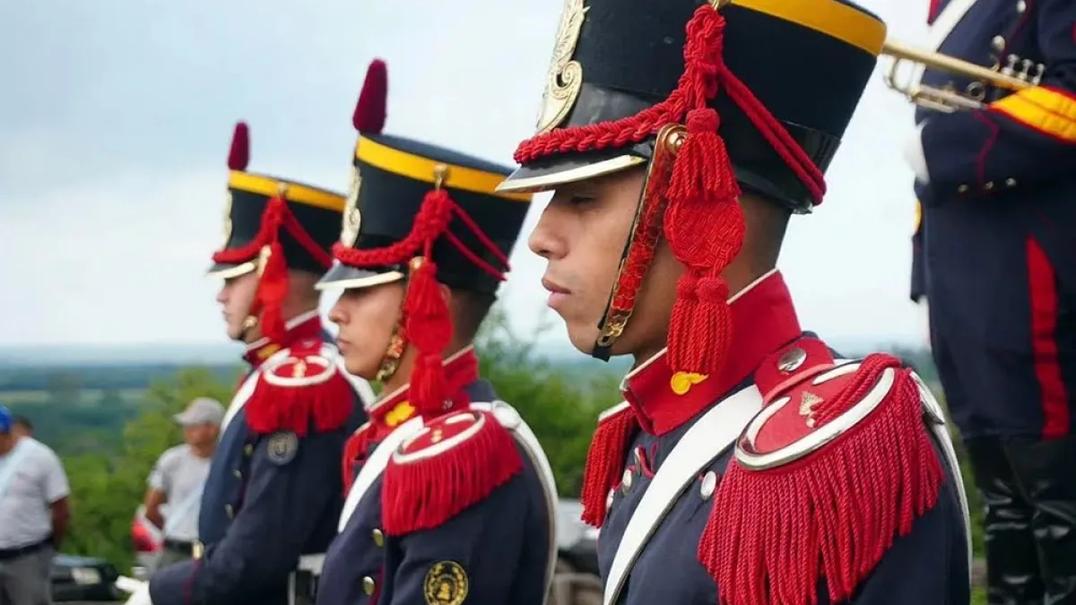 Suspendieron por mal tiempo el desfile cívico-militar en Alta Córdoba
