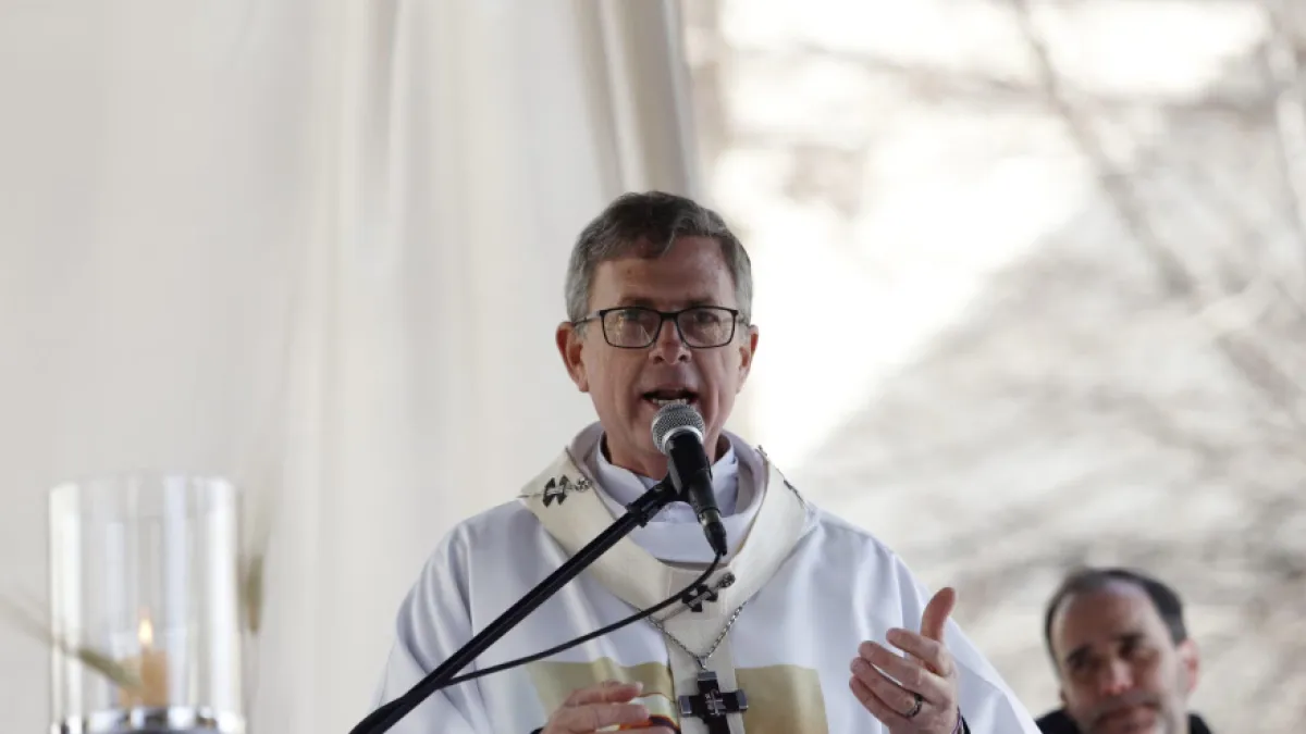 García Cuerva: el Papa "se va a encontrar con una Argentina en crisis y dividida por la grieta"