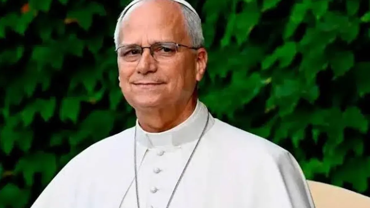 El Vaticano informó que el papa León presenta una "buena recuperación"