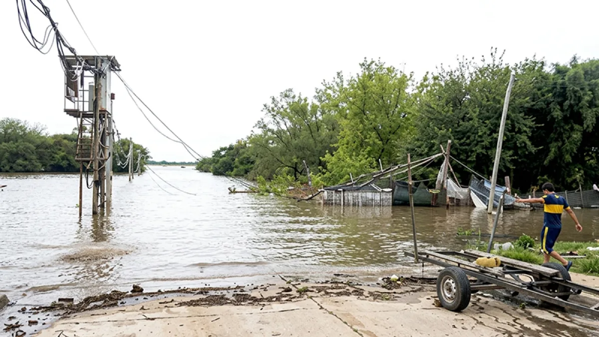 Inundaciones: crecida en el Paraná y alerta en Corrientes