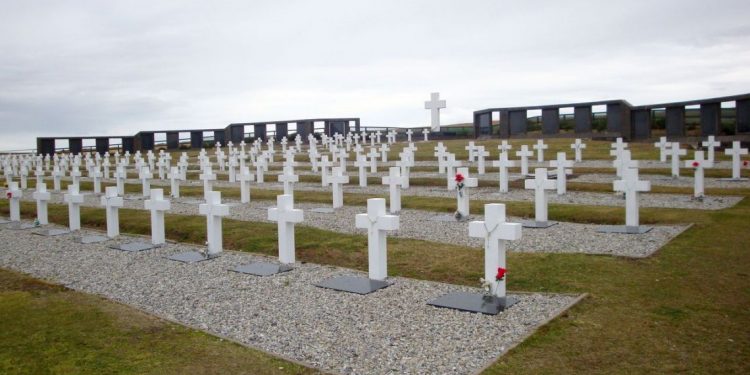 Identifican a otros dos soldados de Malvinas y ya son 112