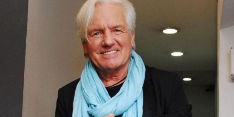 Sergio Denis consolida una leve mejora en su salud