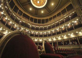 Evacuaron el Teatro del Libertador porque se activaron las alarmas preventivas de incendio