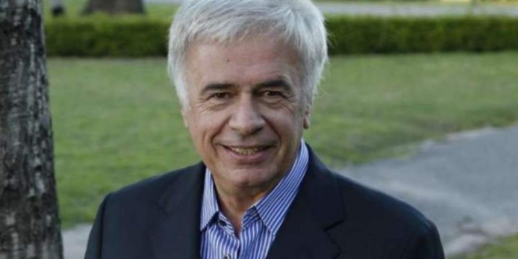 Se realizará una misa a un año de la muerte de De la Sota