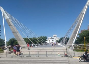 Tras las alertas por su peligrosidad, aplicarán pintura atérmica al Puente del Centenario en Villa Carlos Paz