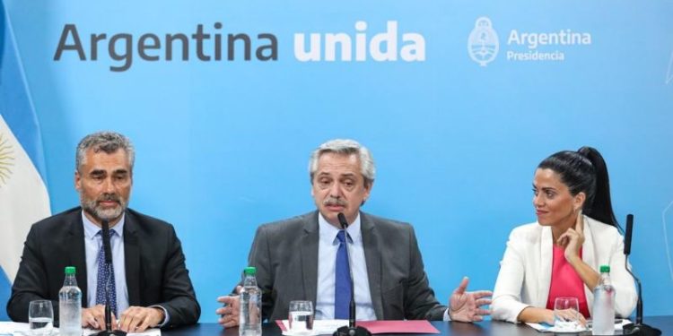 Las jubilaciones mínimas aumentarán un 13% en marzo